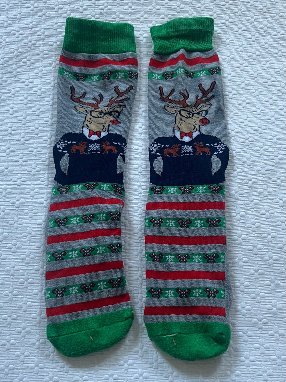 Men's Holiday Reindeer Crew Socks - Gray & Green